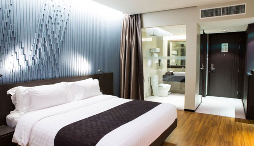 Ensuite Room